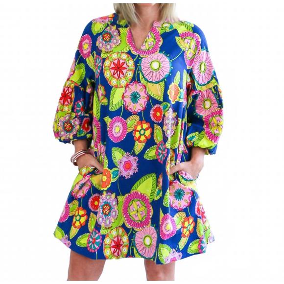 IVY JANE Dresses & Skirts - NEW IVY JANE kaleidoscope swing dress in navy